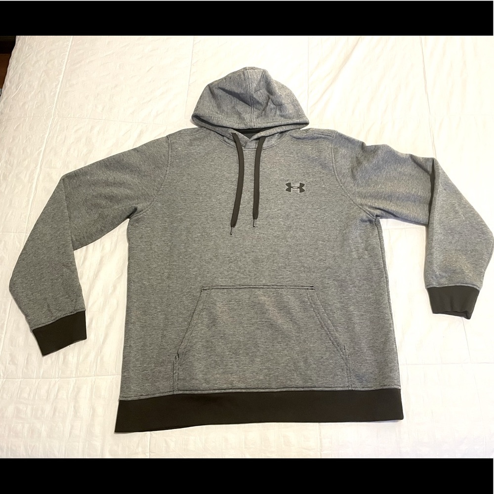 Men’s Under Armour hoodie sweatshirt